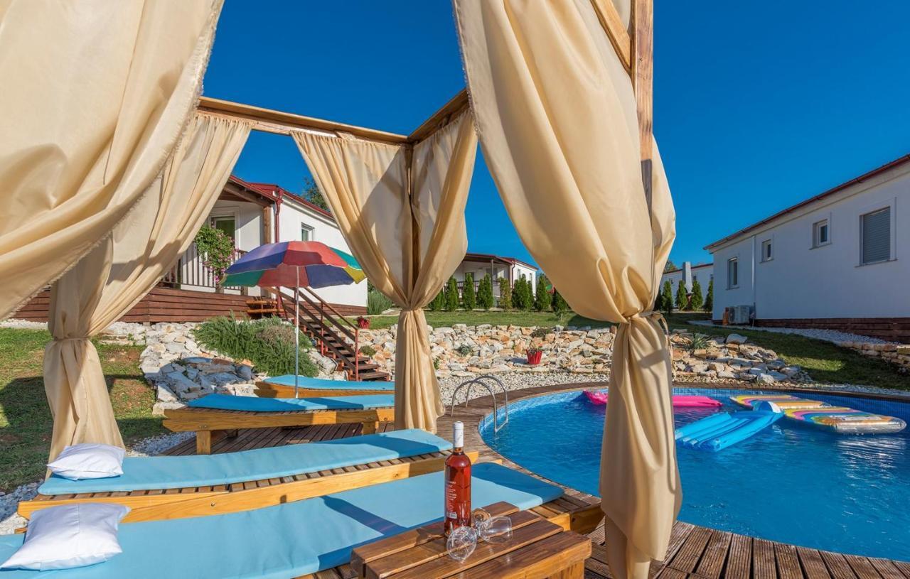Holiday Park Village Jelovci Kringa Εξωτερικό φωτογραφία